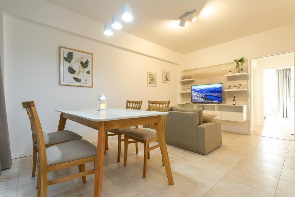 Santa Fe Avenue Tower Apartment