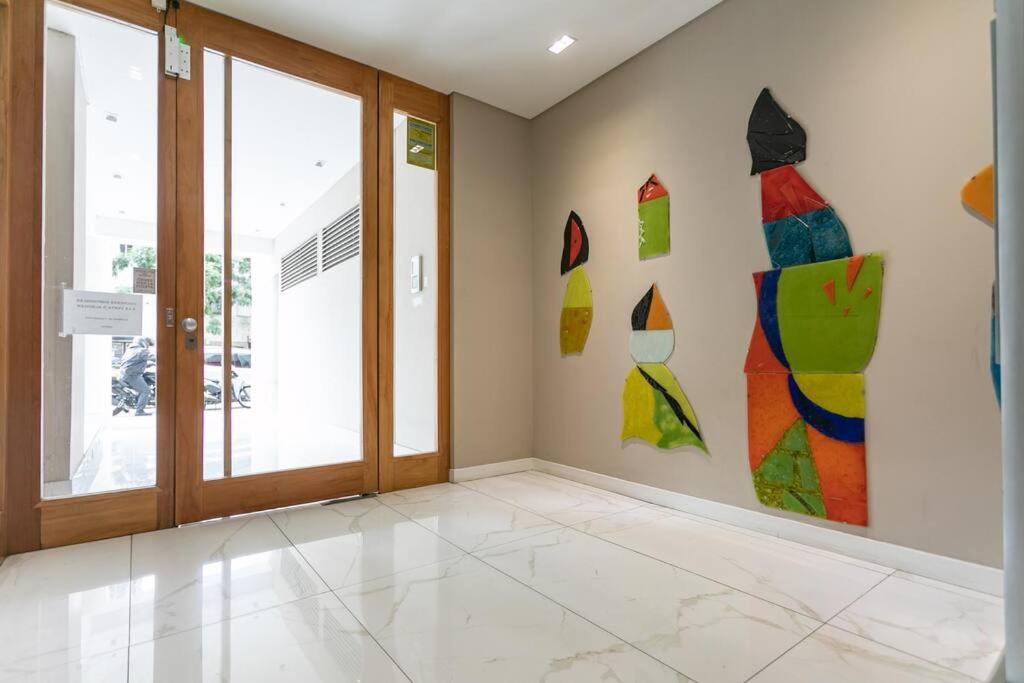 Santa Fe Avenue Tower Apartment