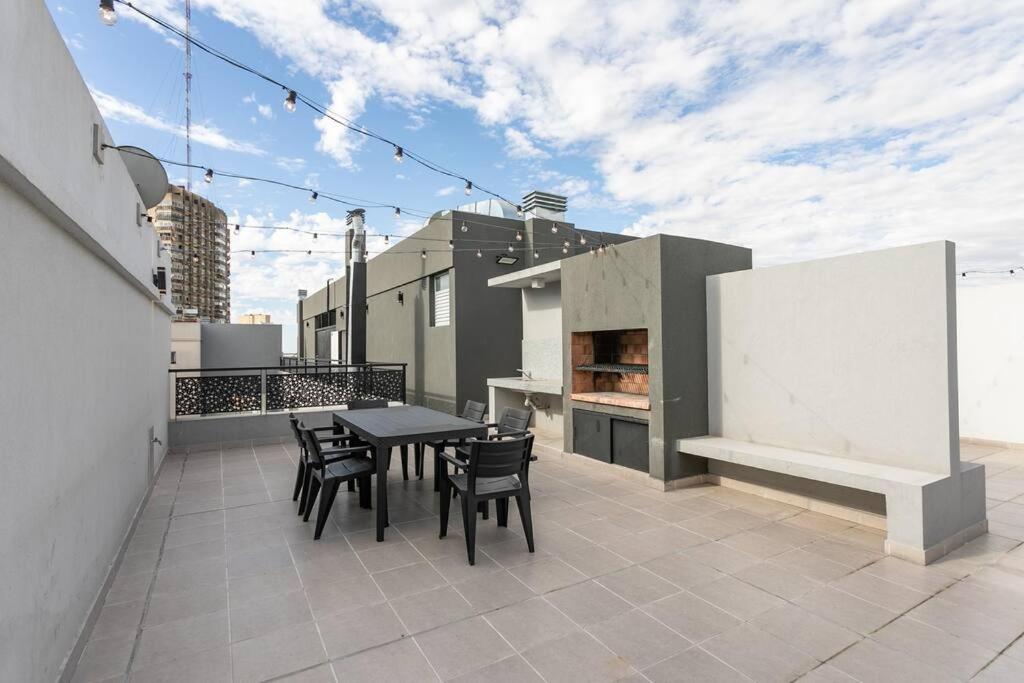 Santa Fe Avenue Tower Apartment