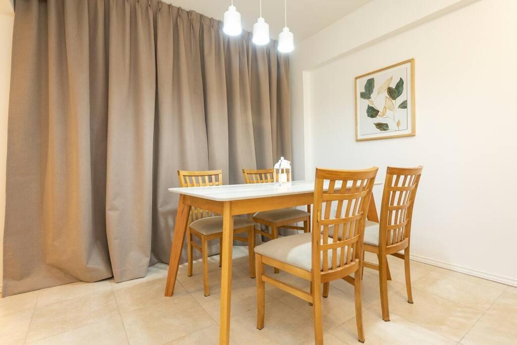 Santa Fe Avenue Tower Apartment