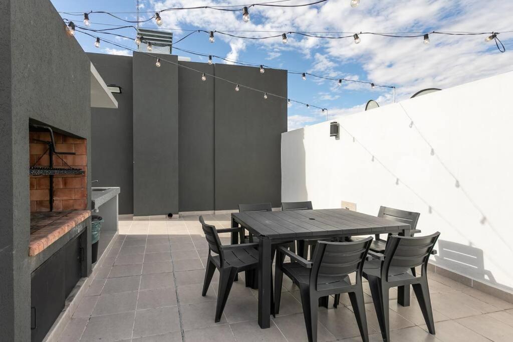 Santa Fe Avenue Tower Apartment