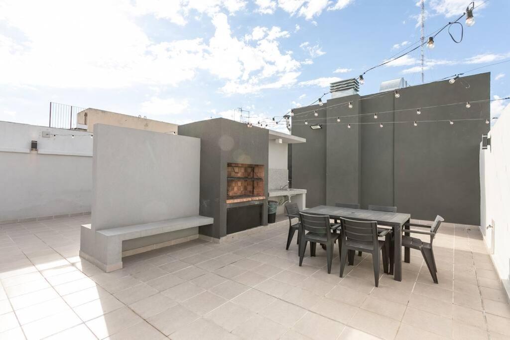Santa Fe Avenue Tower Apartment