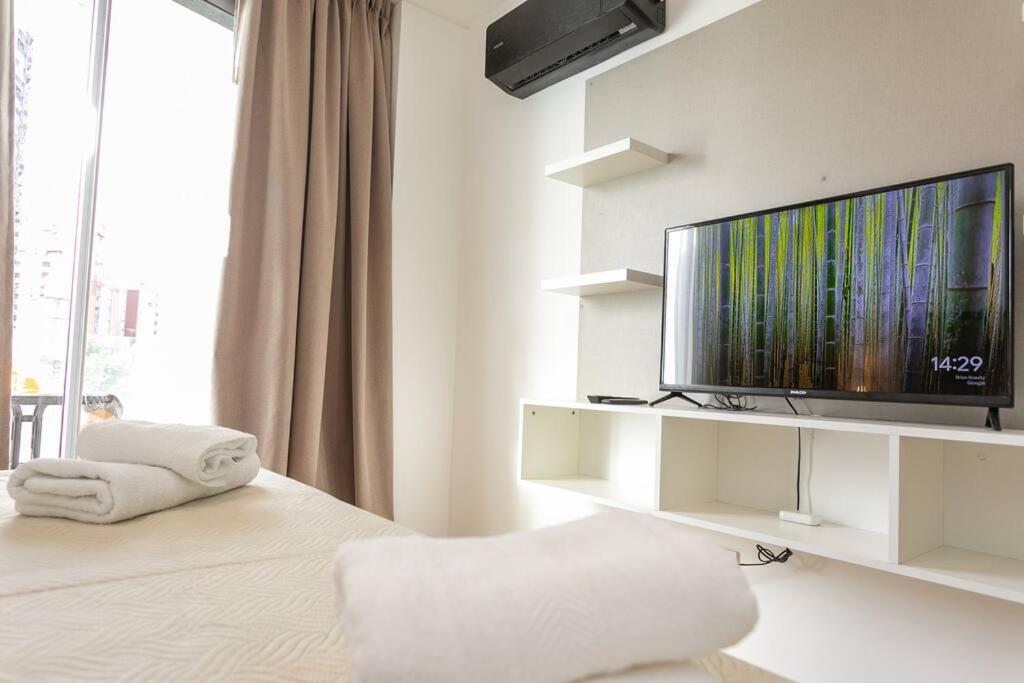 Santa Fe Avenue Tower Apartment