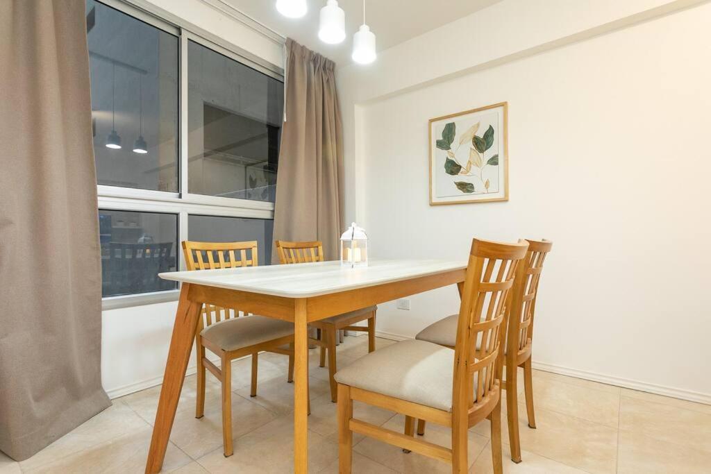 Santa Fe Avenue Tower Apartment