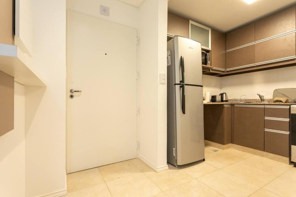 Santa Fe Avenue Tower Apartment