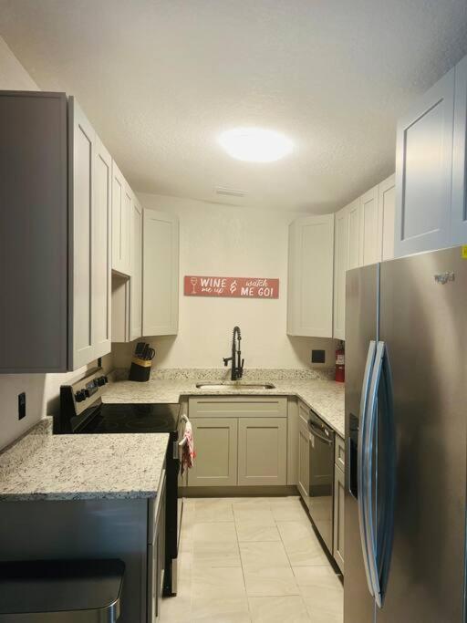 6 Bedrooms ClueThemed Home near parks