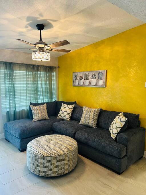6 Bedrooms ClueThemed Home near parks