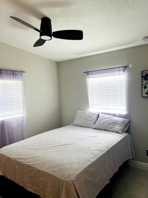6 Bedrooms ClueThemed Home near parks