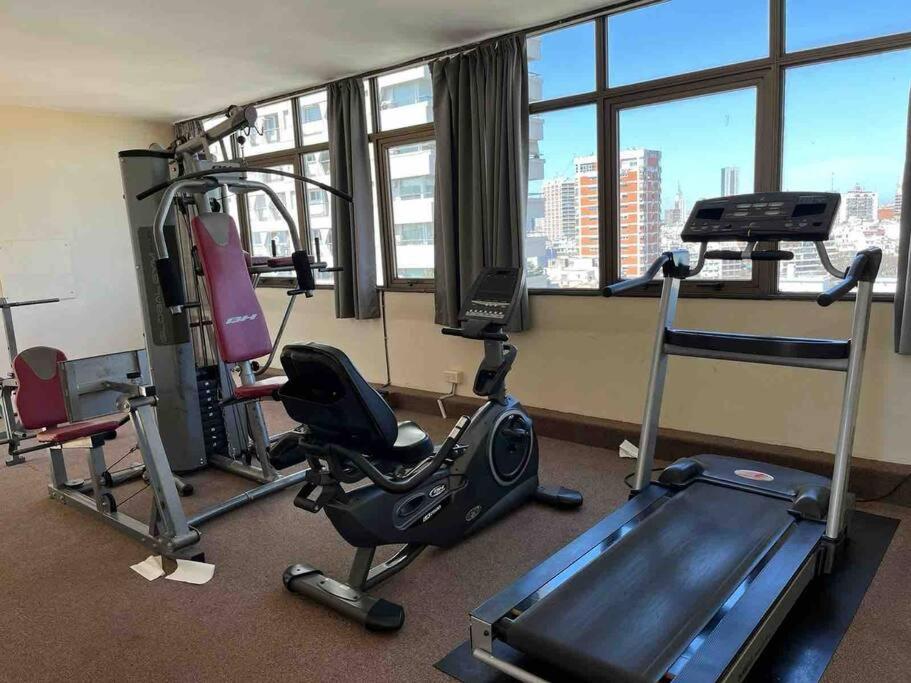 Callao Avenue Flat