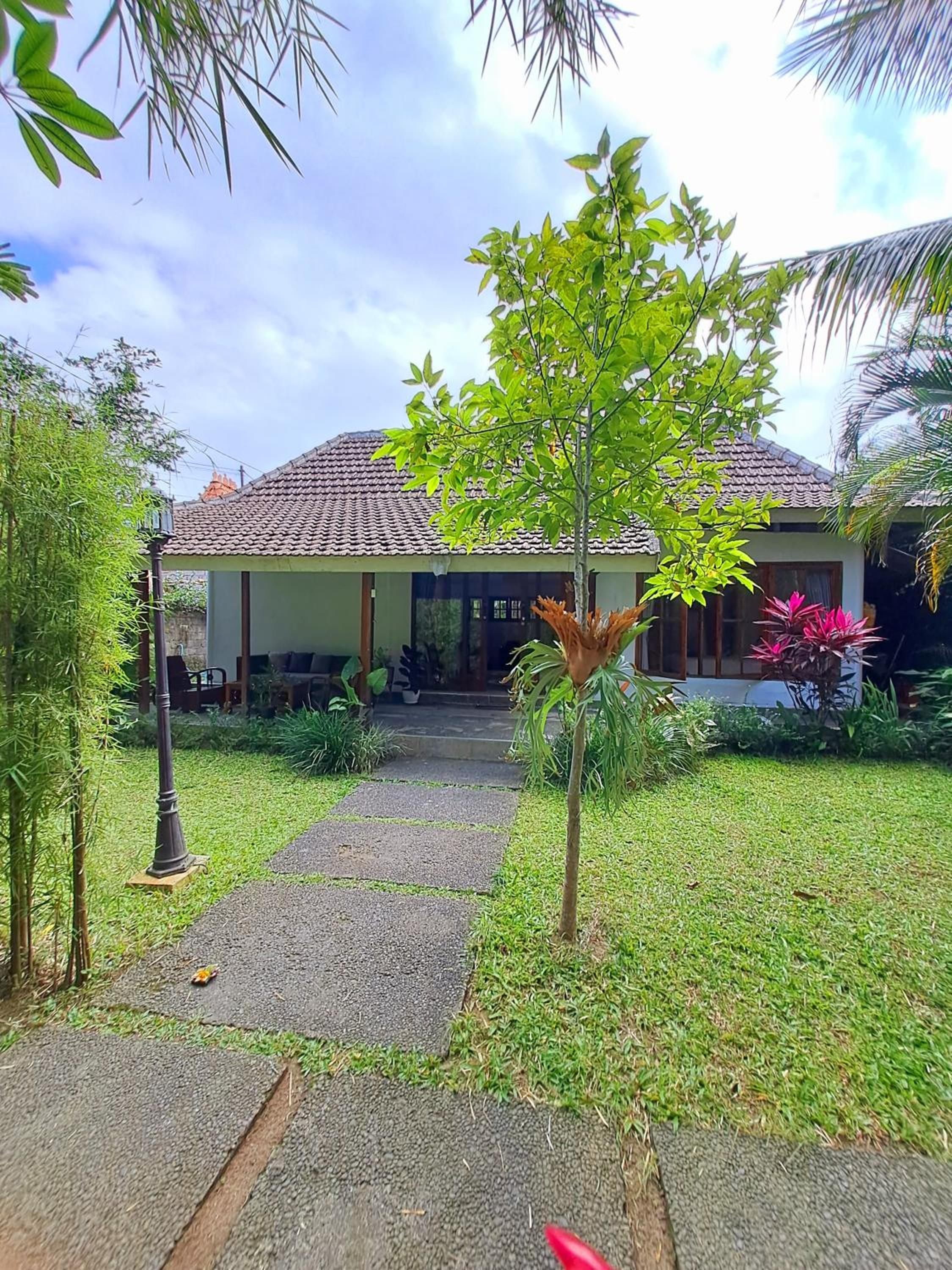 Tropica House 2 minutes from Ubud center view 2