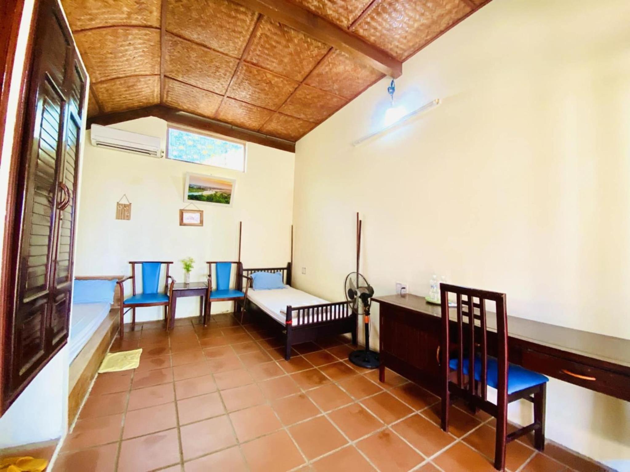 Tam Thanh Natural Beach Resort view 3
