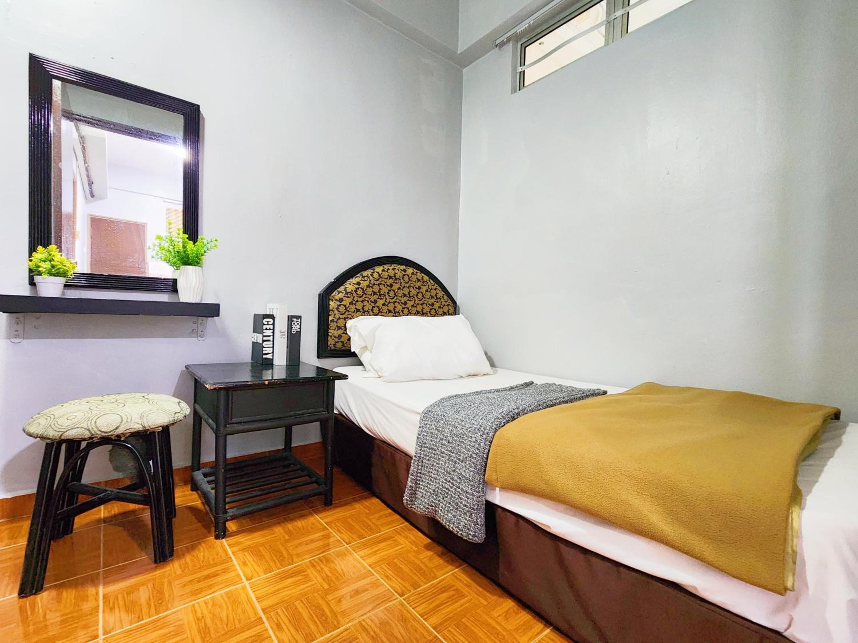 Glory Beach Resort PD, Fully Air Con Sea View Suite PortDickson photo 8