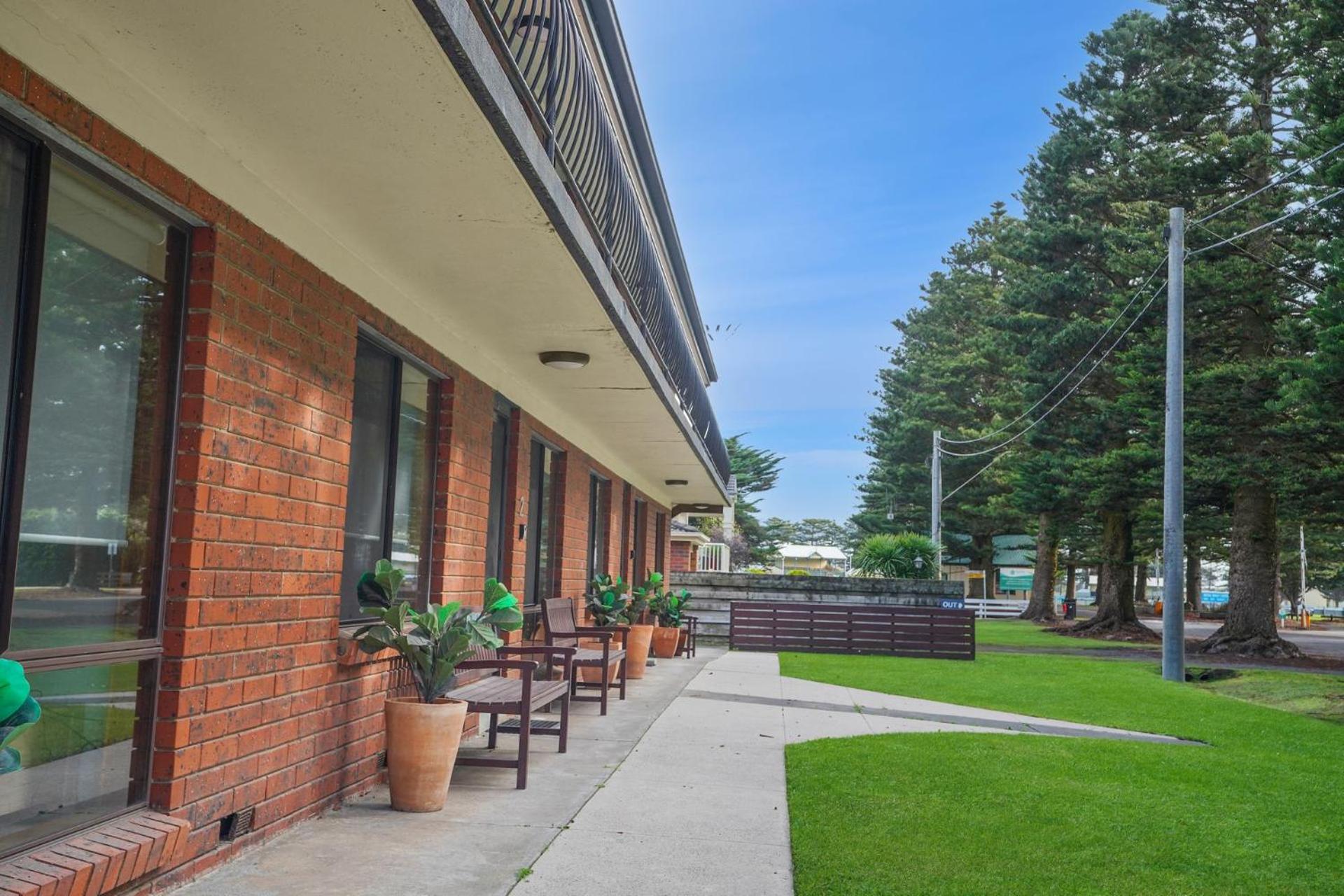 Eastern Beach Unit 1