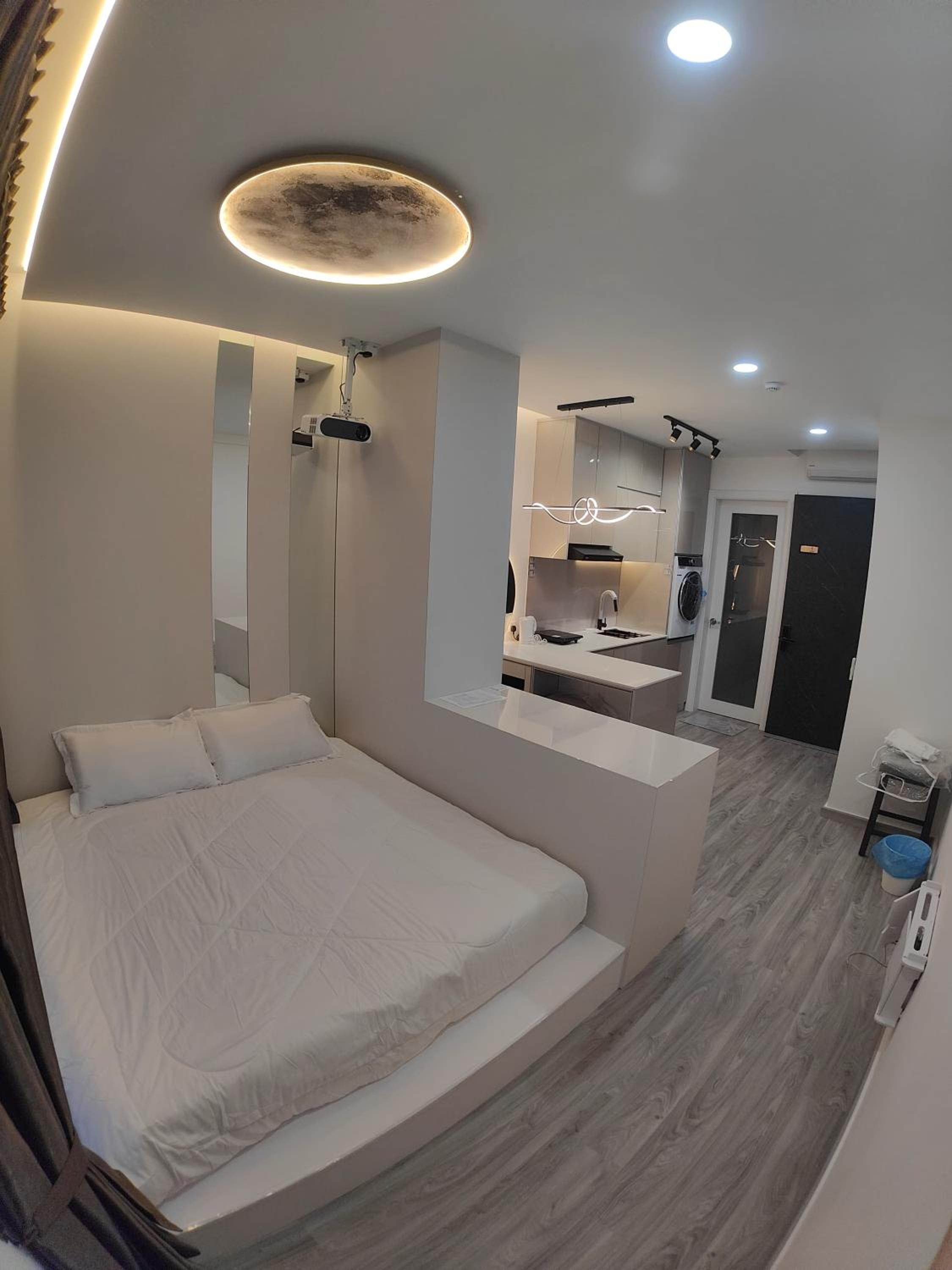 THR1 Cozy Studio with Netflix at SKYTREES Bukit Indah