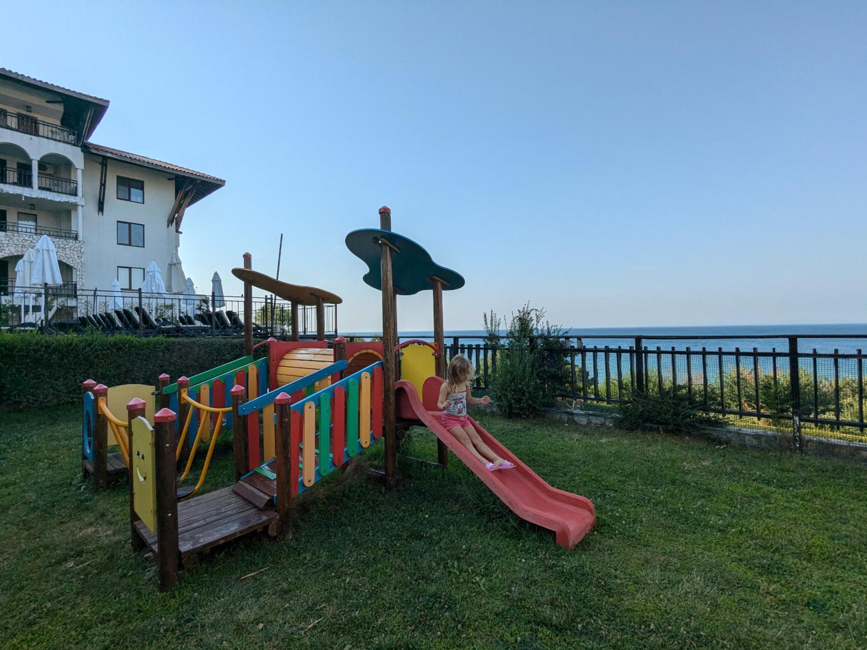 Beachfront Apartment Sveti Vlas