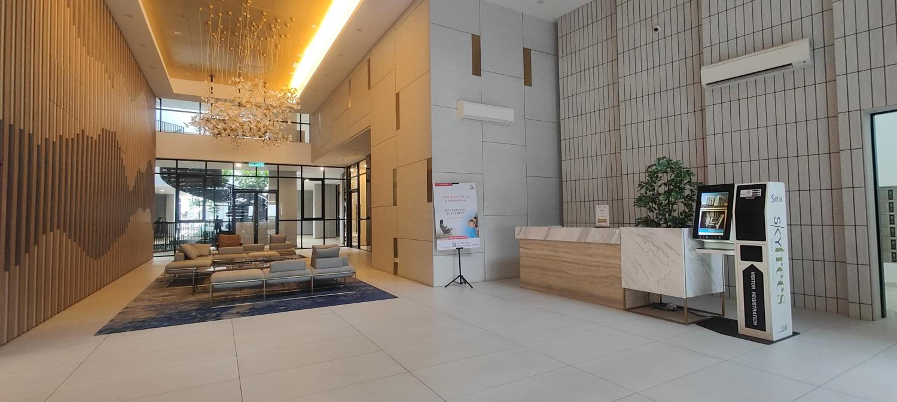 THR1 Cozy Studio with Netflix at SKYTREES Bukit Indah