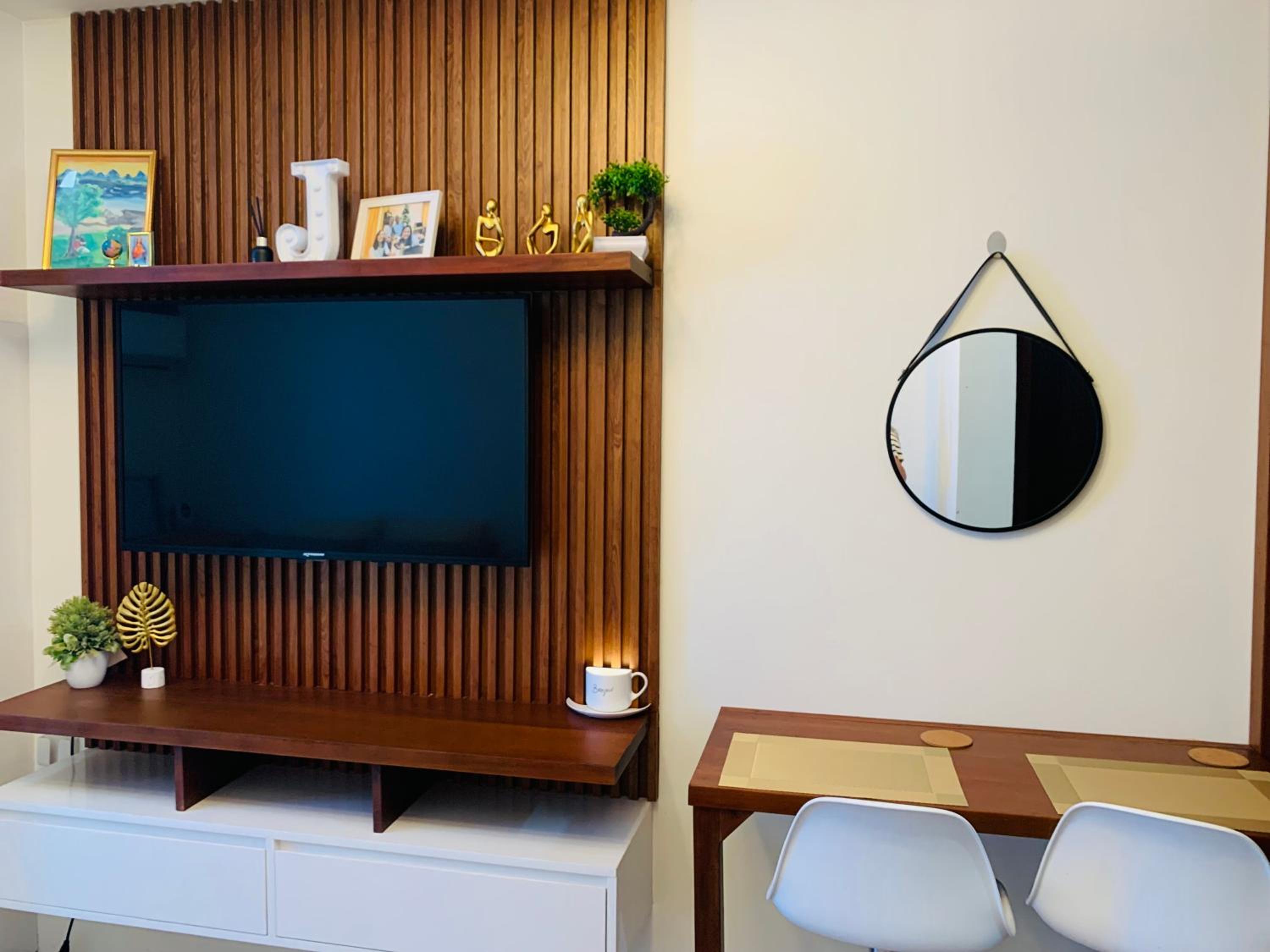 Studio unit near Cebu IT Park Lahug view 2