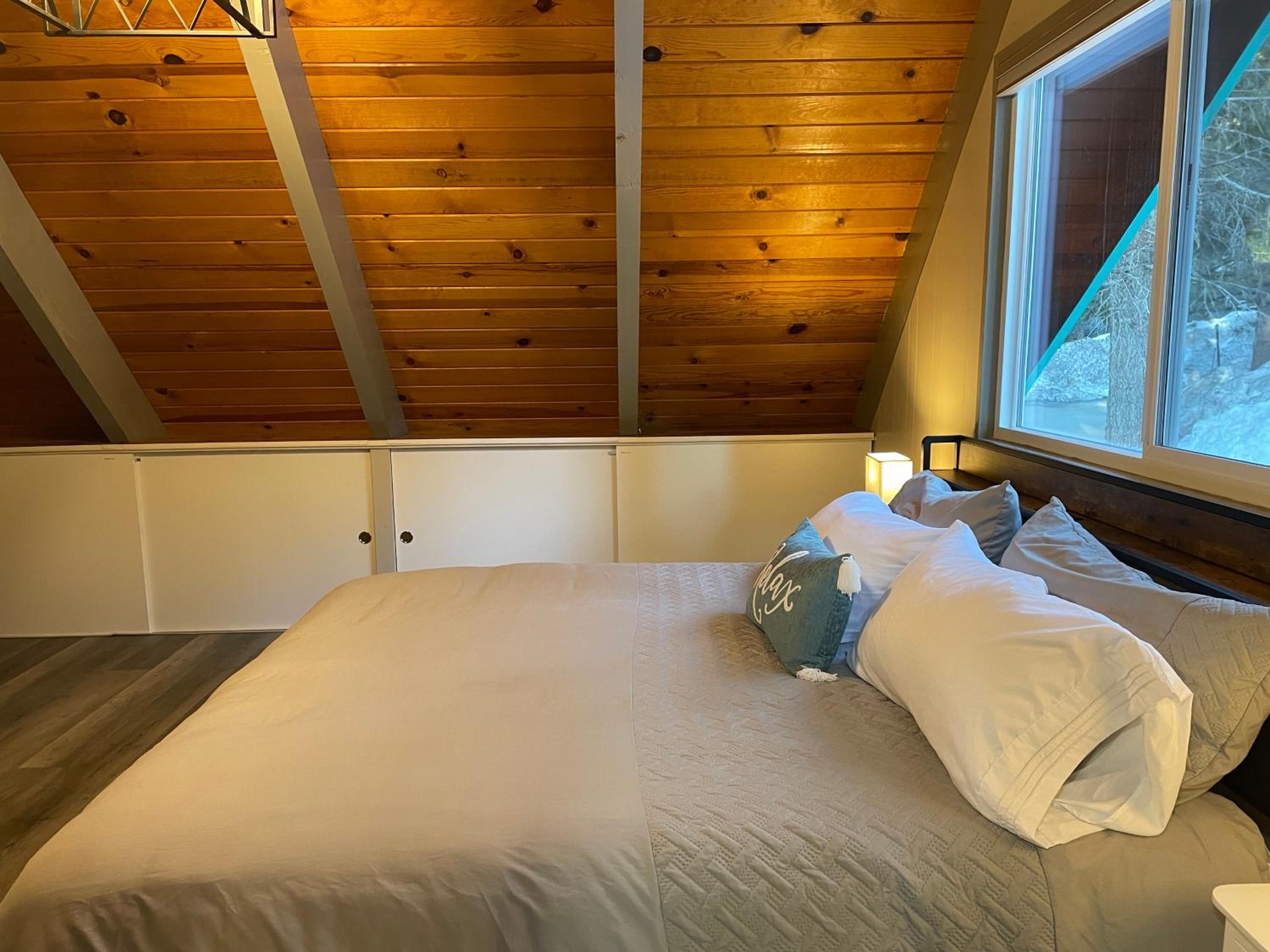 Tahoe Time Cabin view 5