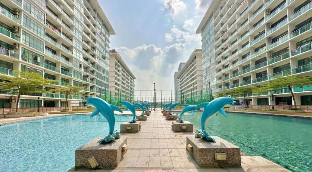 PALAZIO CONDO (MOUNT AUSTIN)
