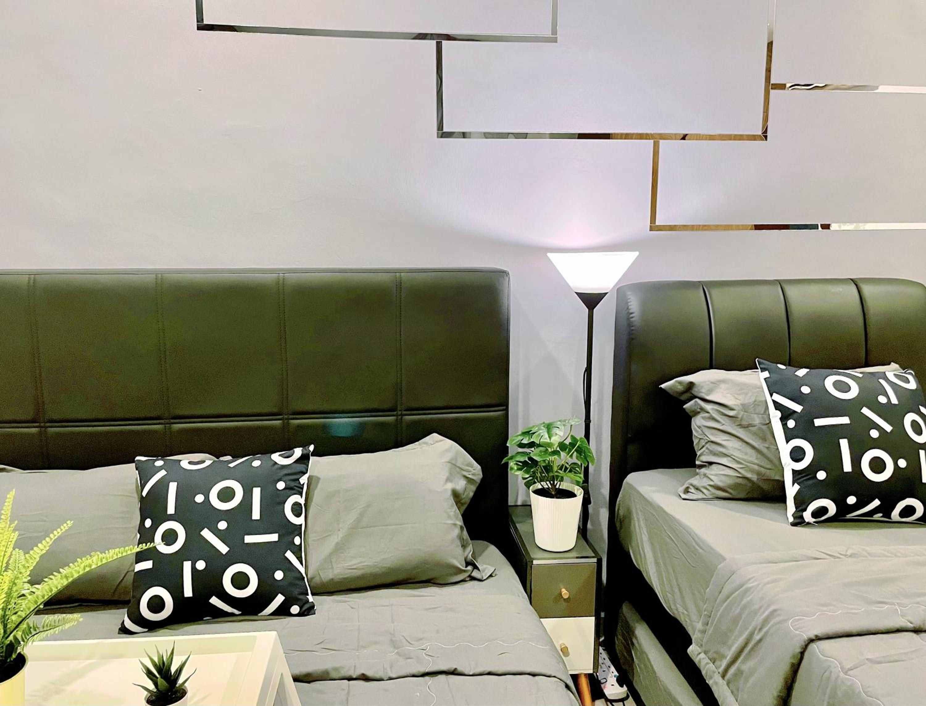 KSL City Mall 7-10pax 2B2B Netflix-SmartTV 65inch