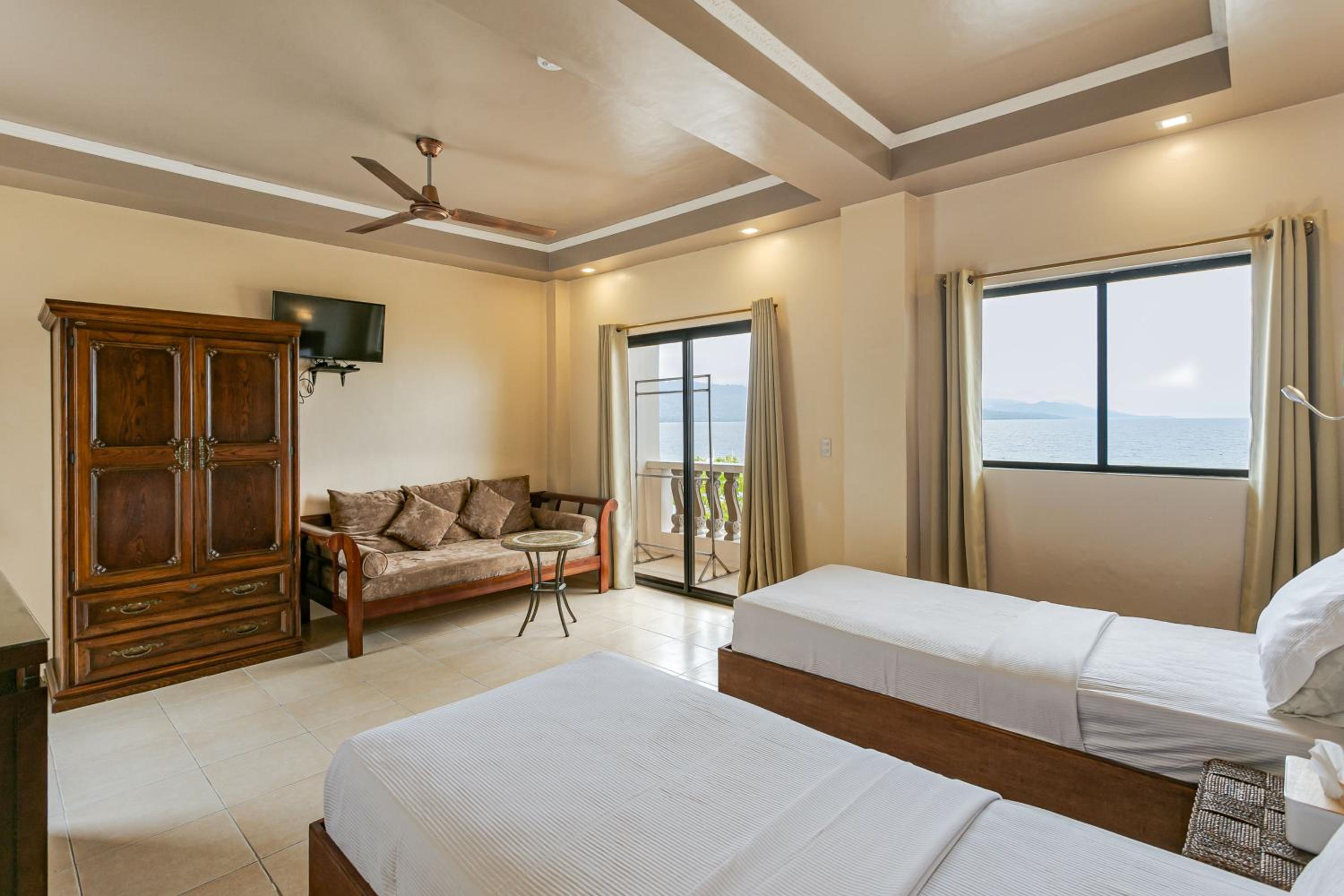Turtle Bay Dive Resort