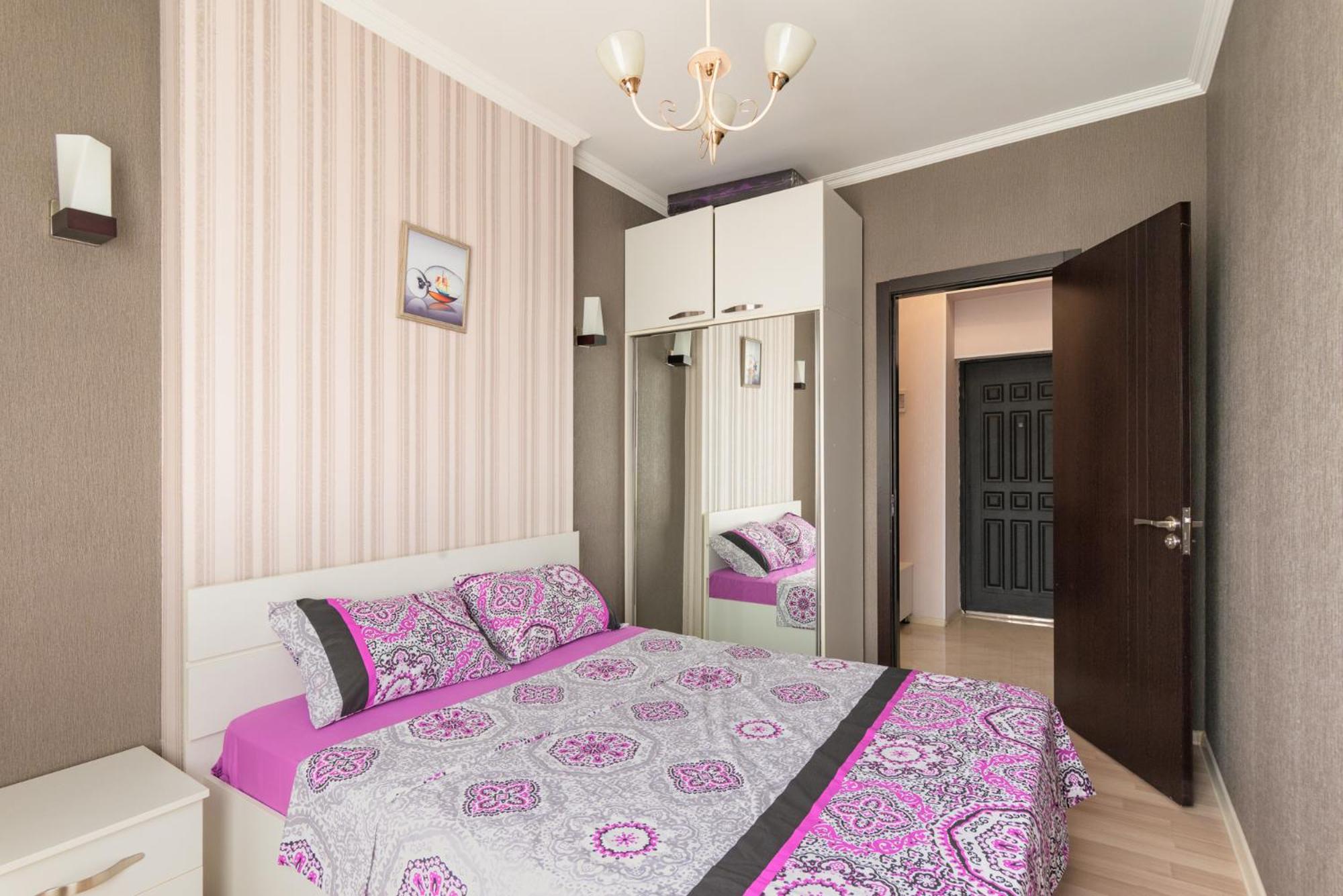 Spacious apartment in the business part of Tbilisi view 5