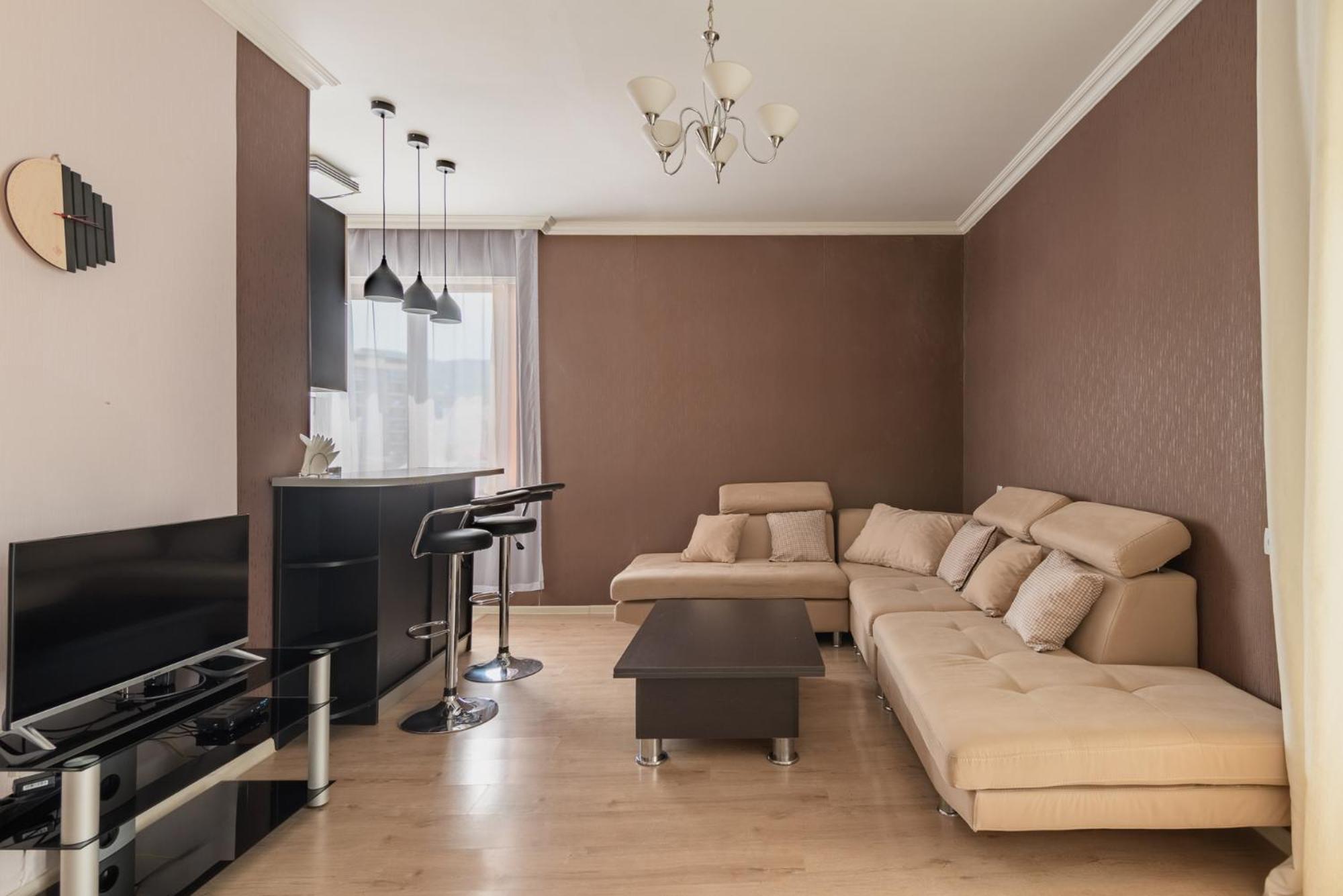 Spacious apartment in the business part of Tbilisi view 3
