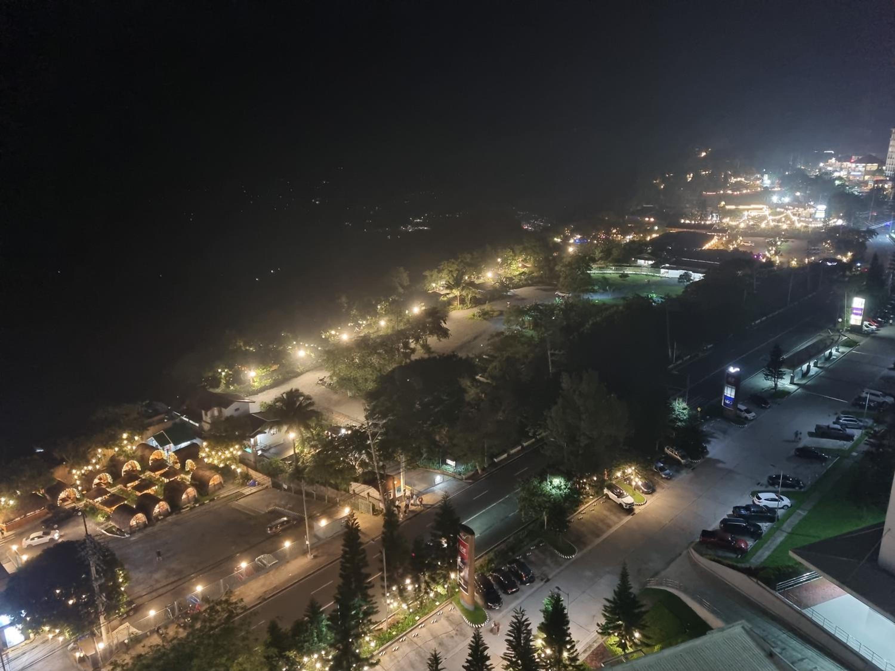 Lake & Clouds Tagaytay view 4