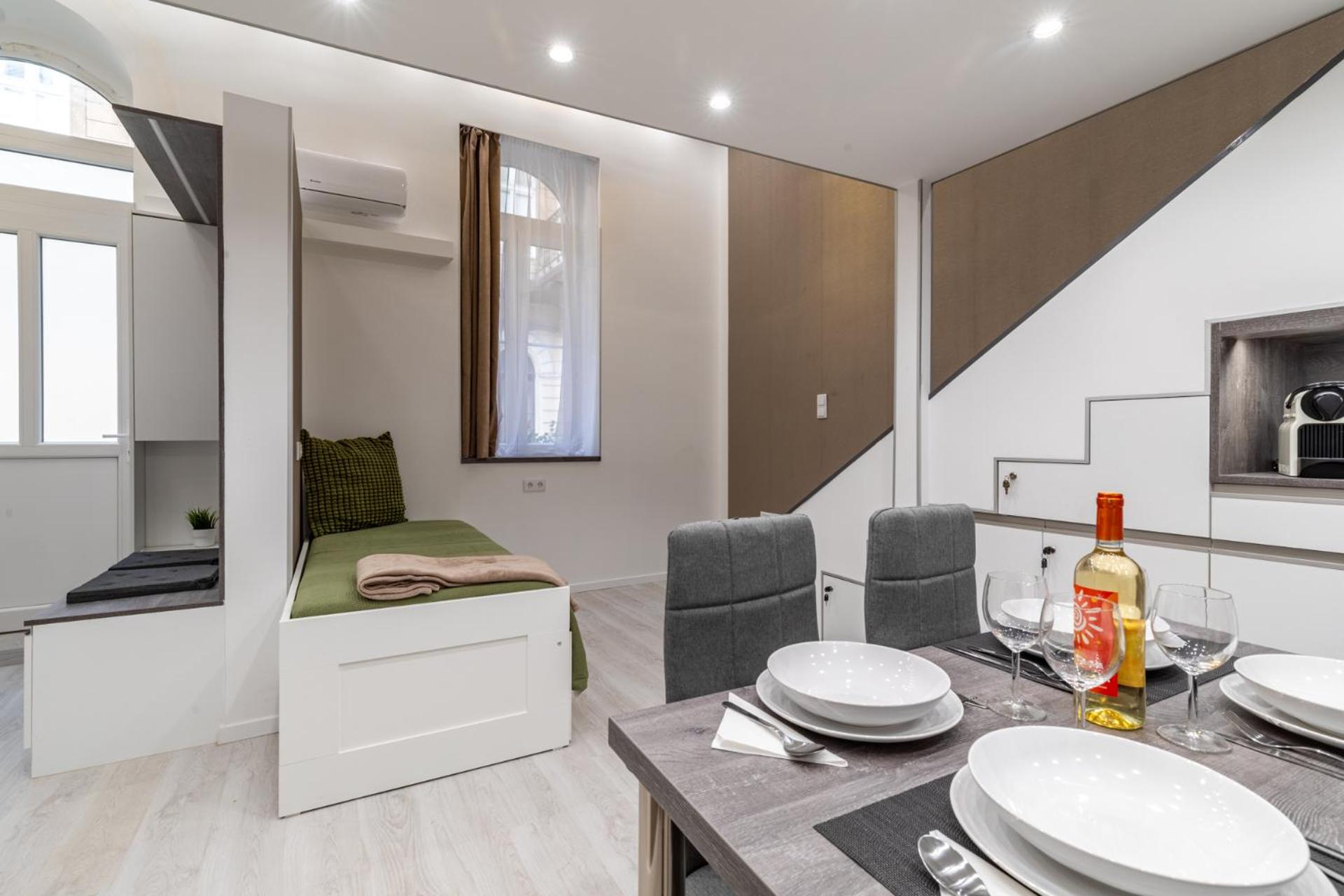 Antonio Residence