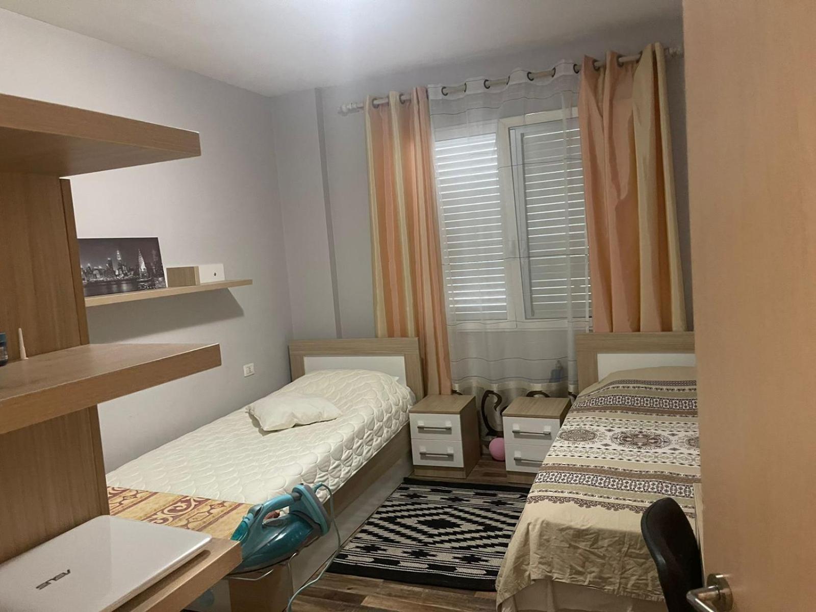 Tirana Perla