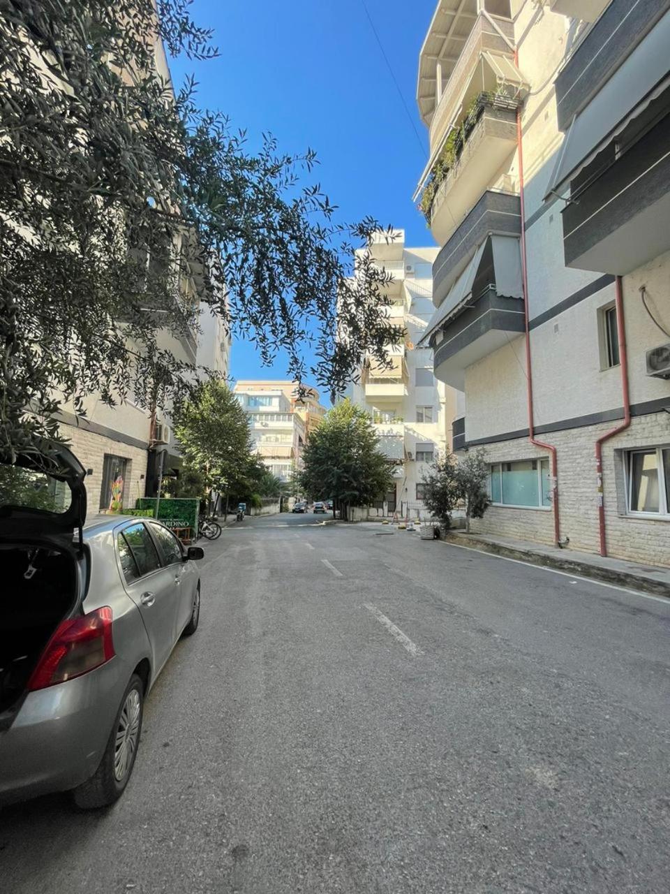 Tirana Perla
