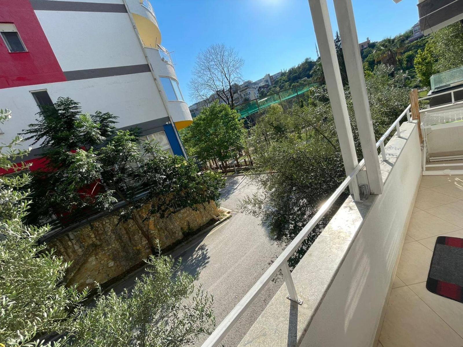 Tirana Perla