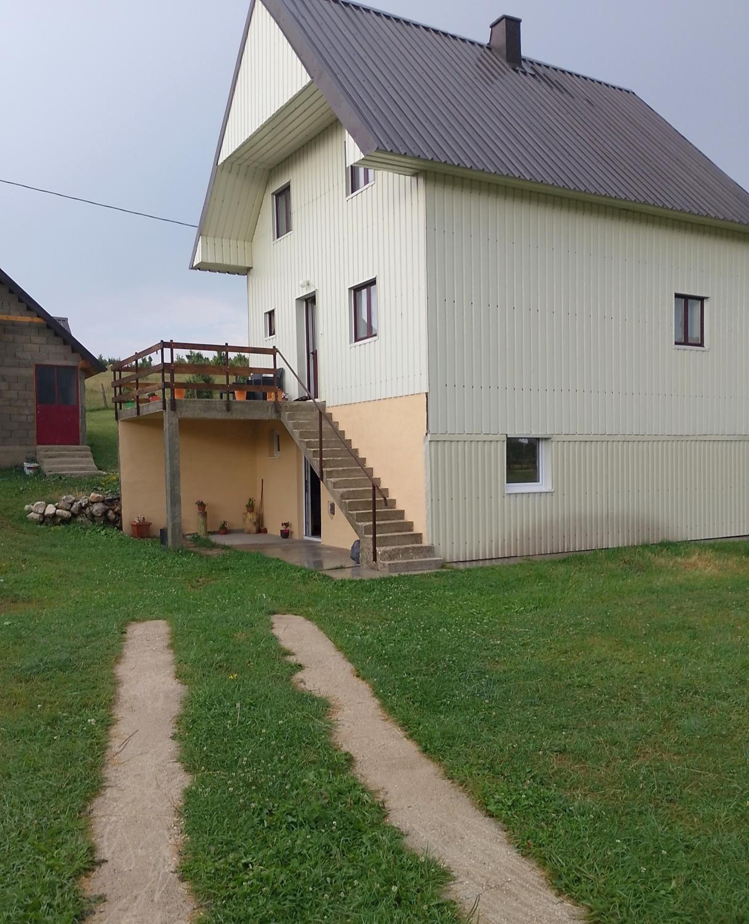 Photo 38