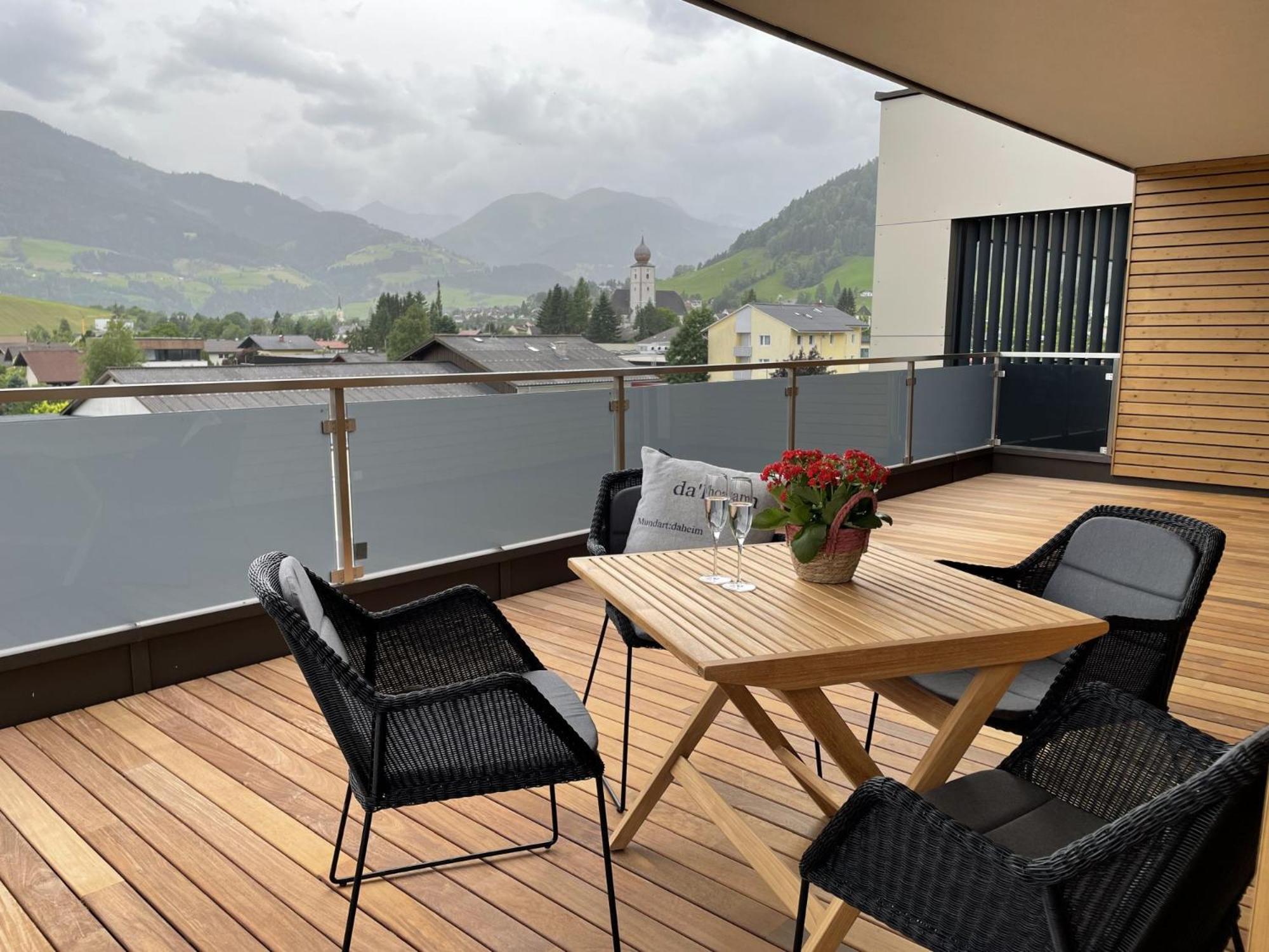 Local View Apartment - by myNests