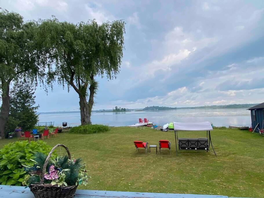 Sunrise net cottage