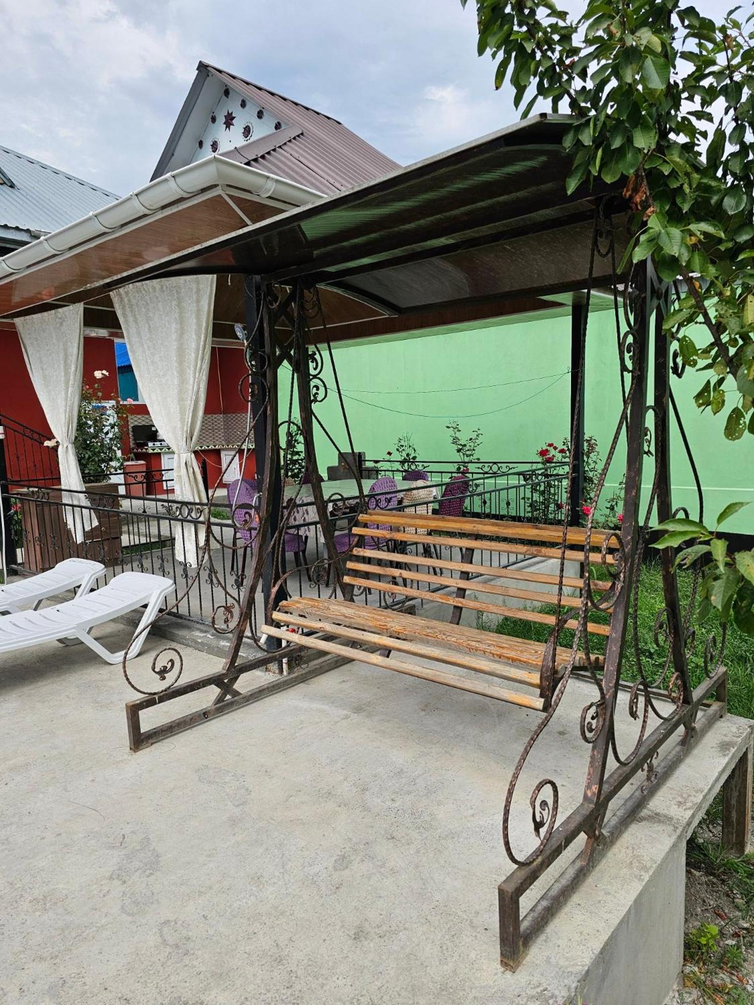 Red villa RVN