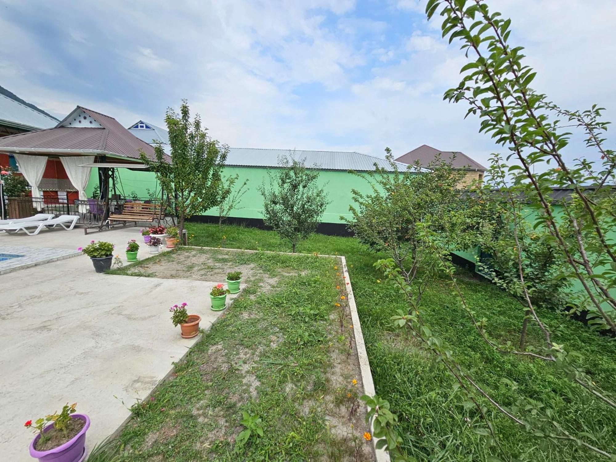 Red villa RVN