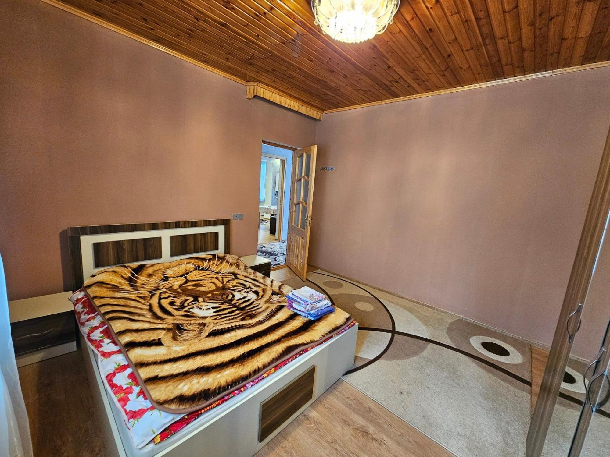Red villa RVN