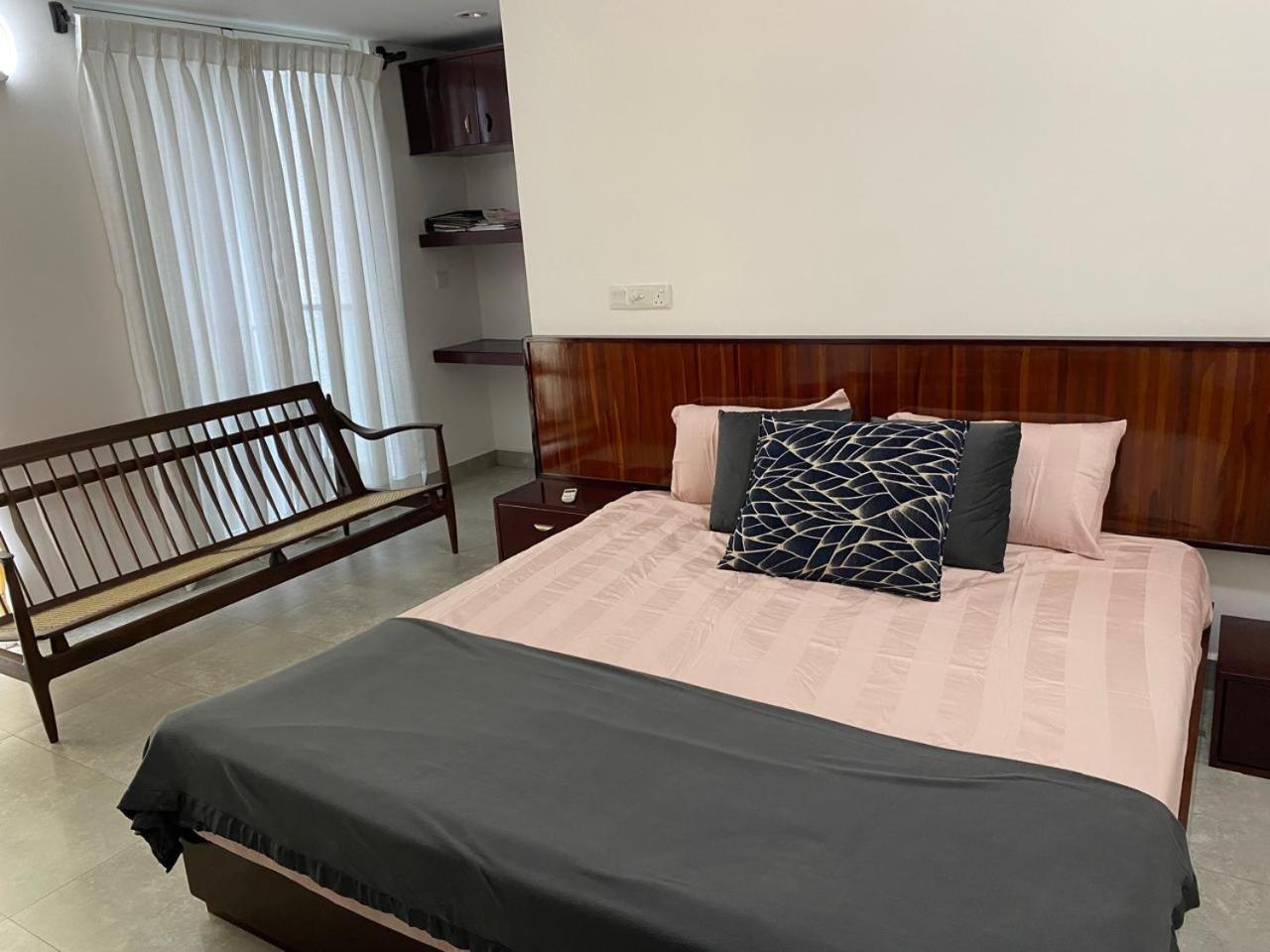 Central Apartment