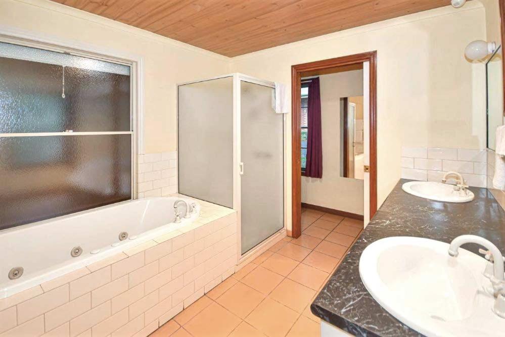 Mountainside Villas Halls Gap