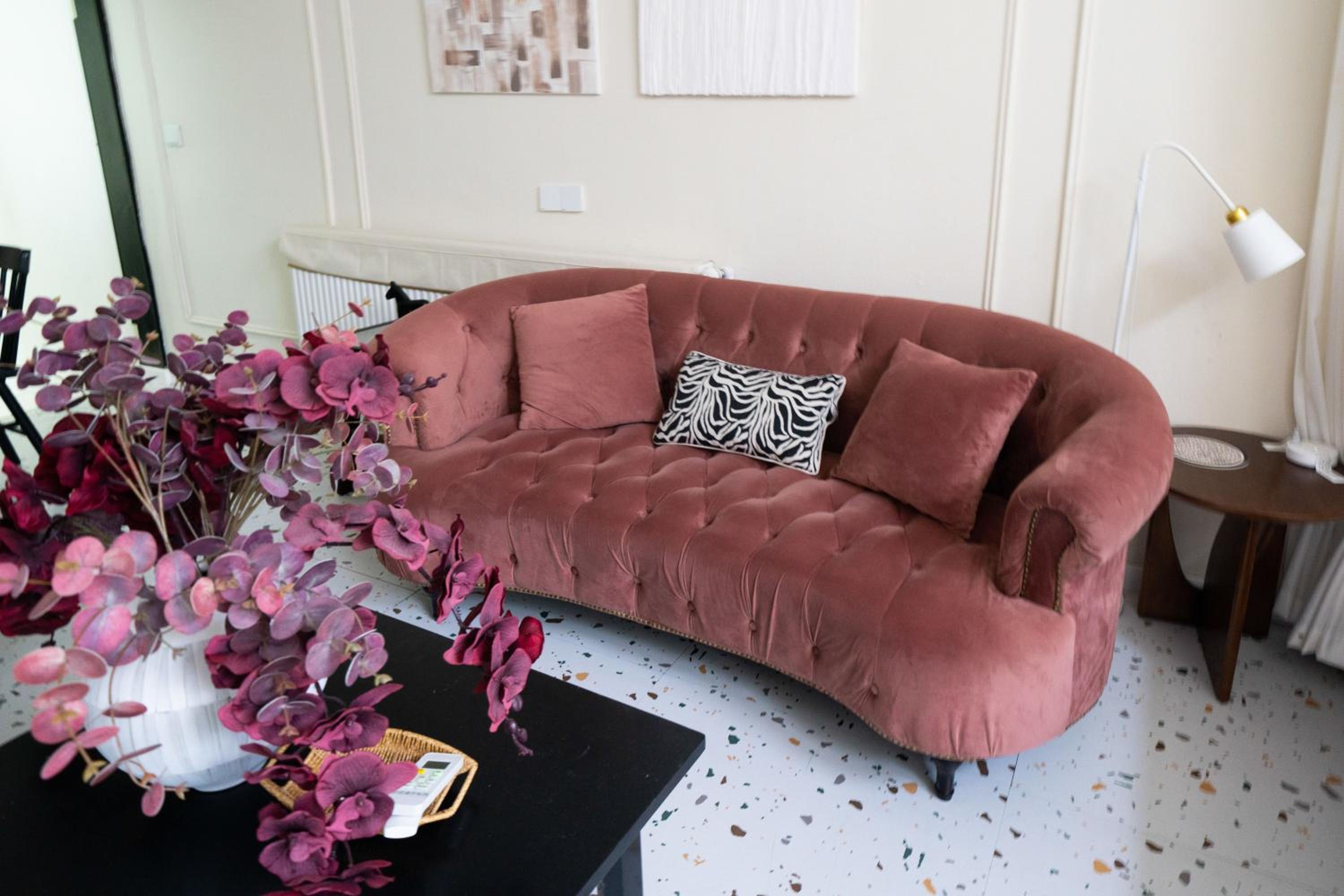 Shanghai Downtown Yi Du B&B - Near South Shaanxi Road Metro Station 600meters