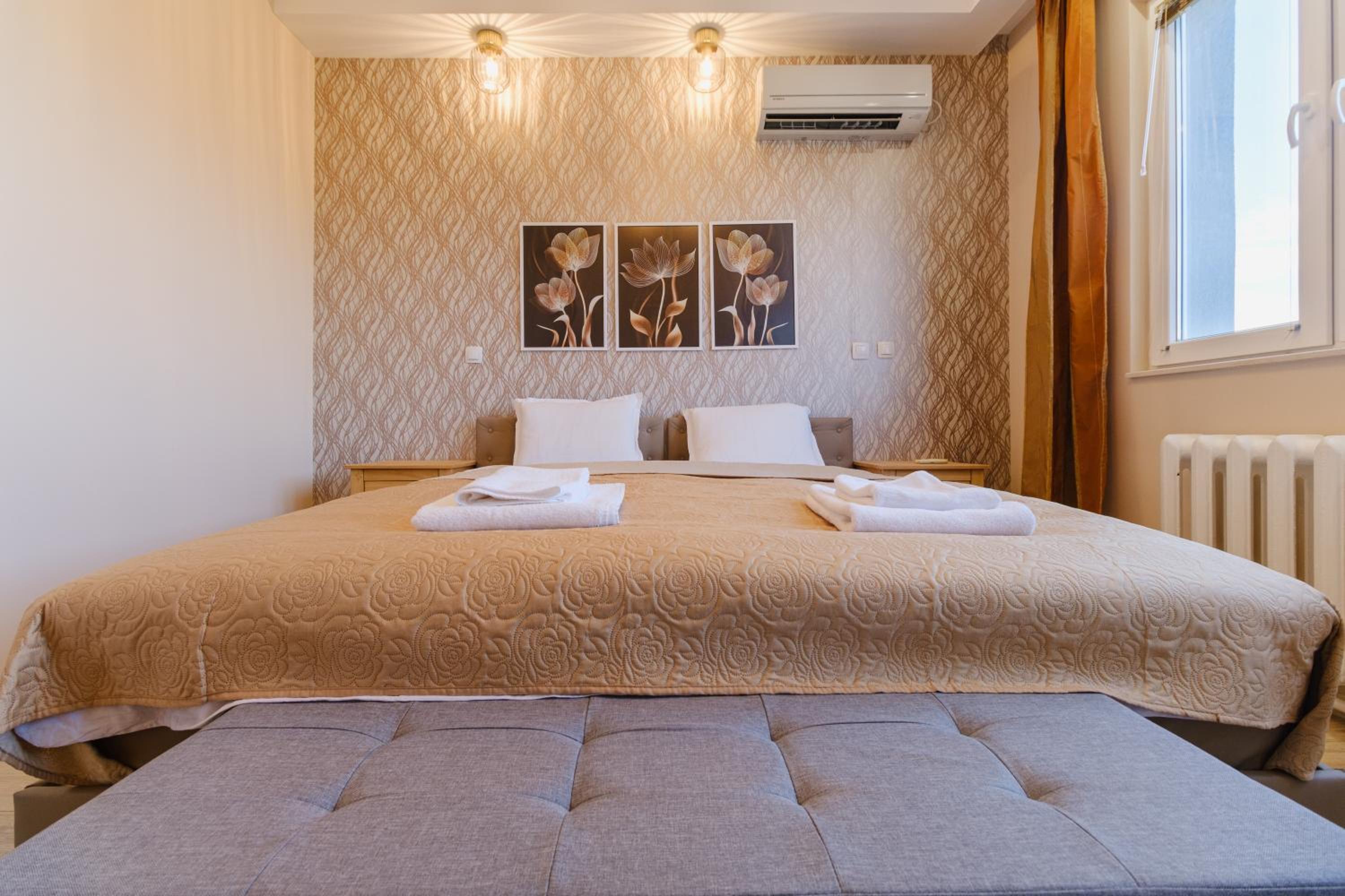 Spacious 1-bedroom Apartment