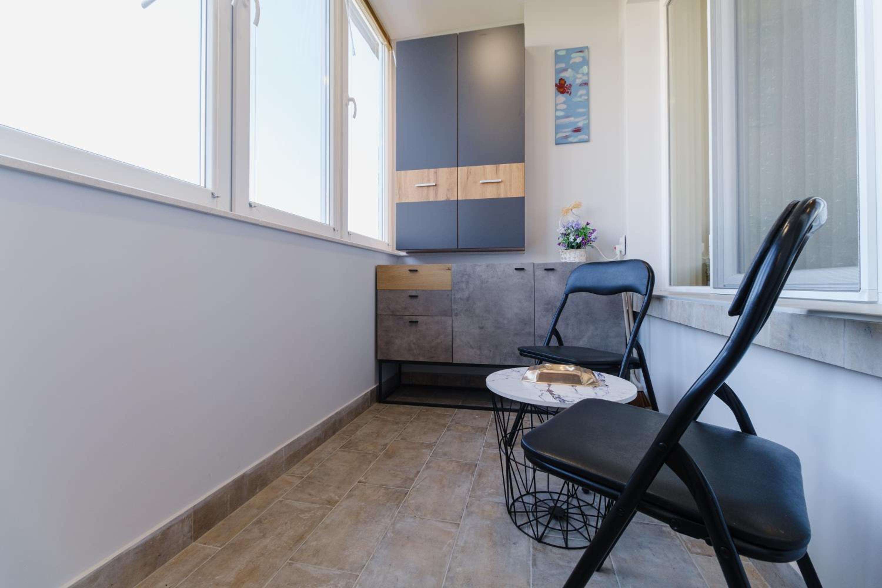 Spacious 1-bedroom Apartment