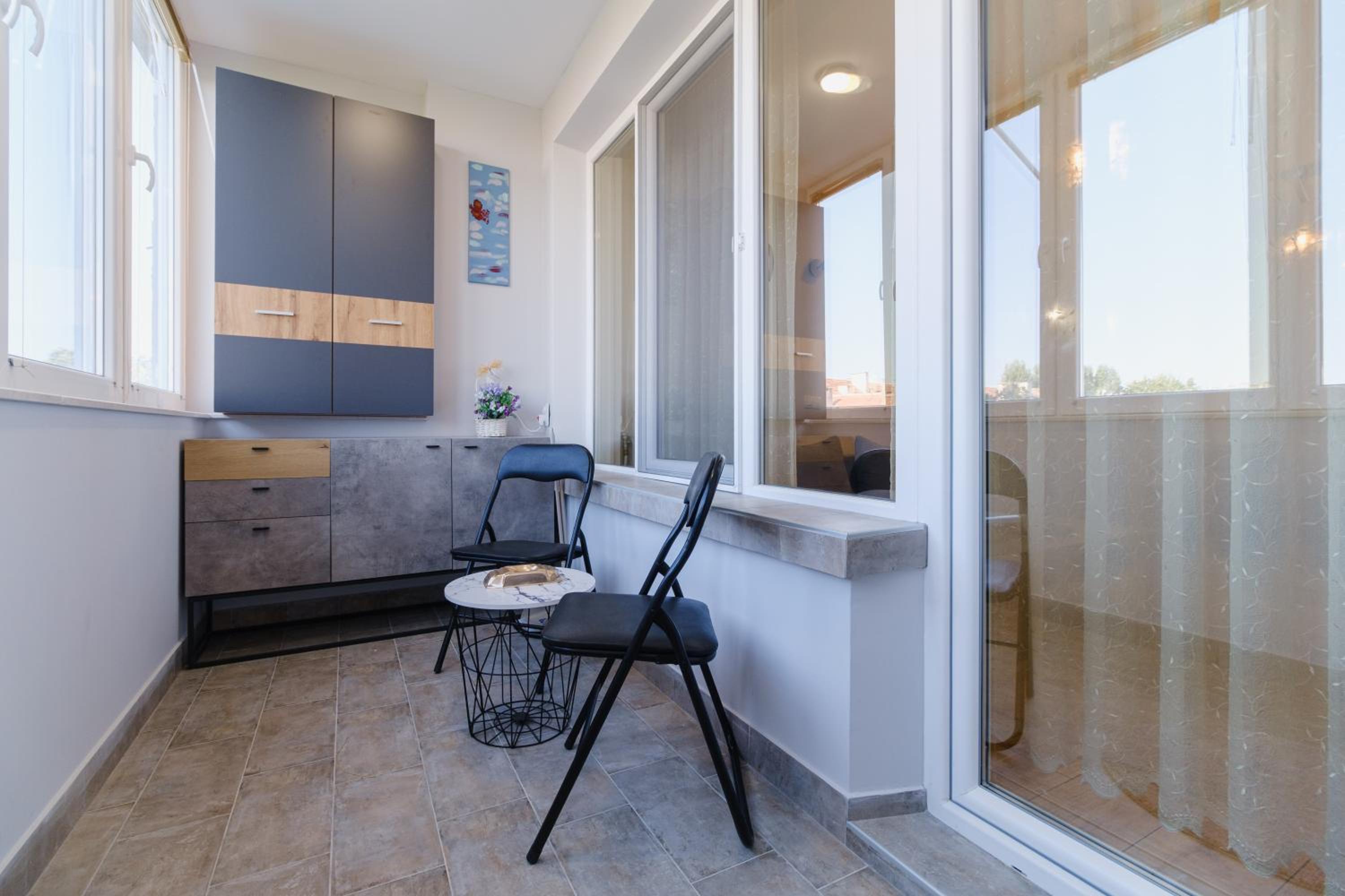 Spacious 1-bedroom Apartment