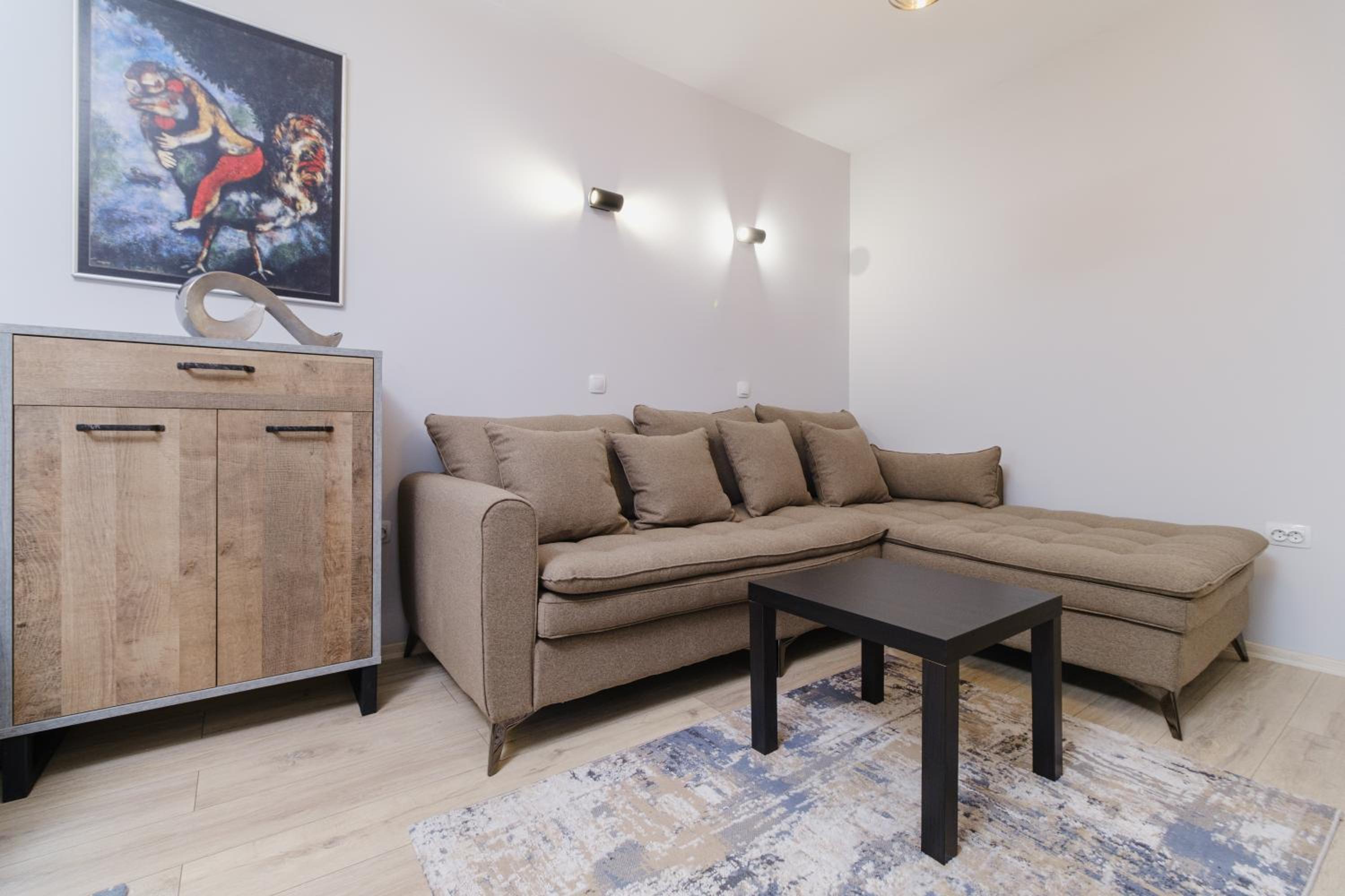 Spacious 1-bedroom Apartment