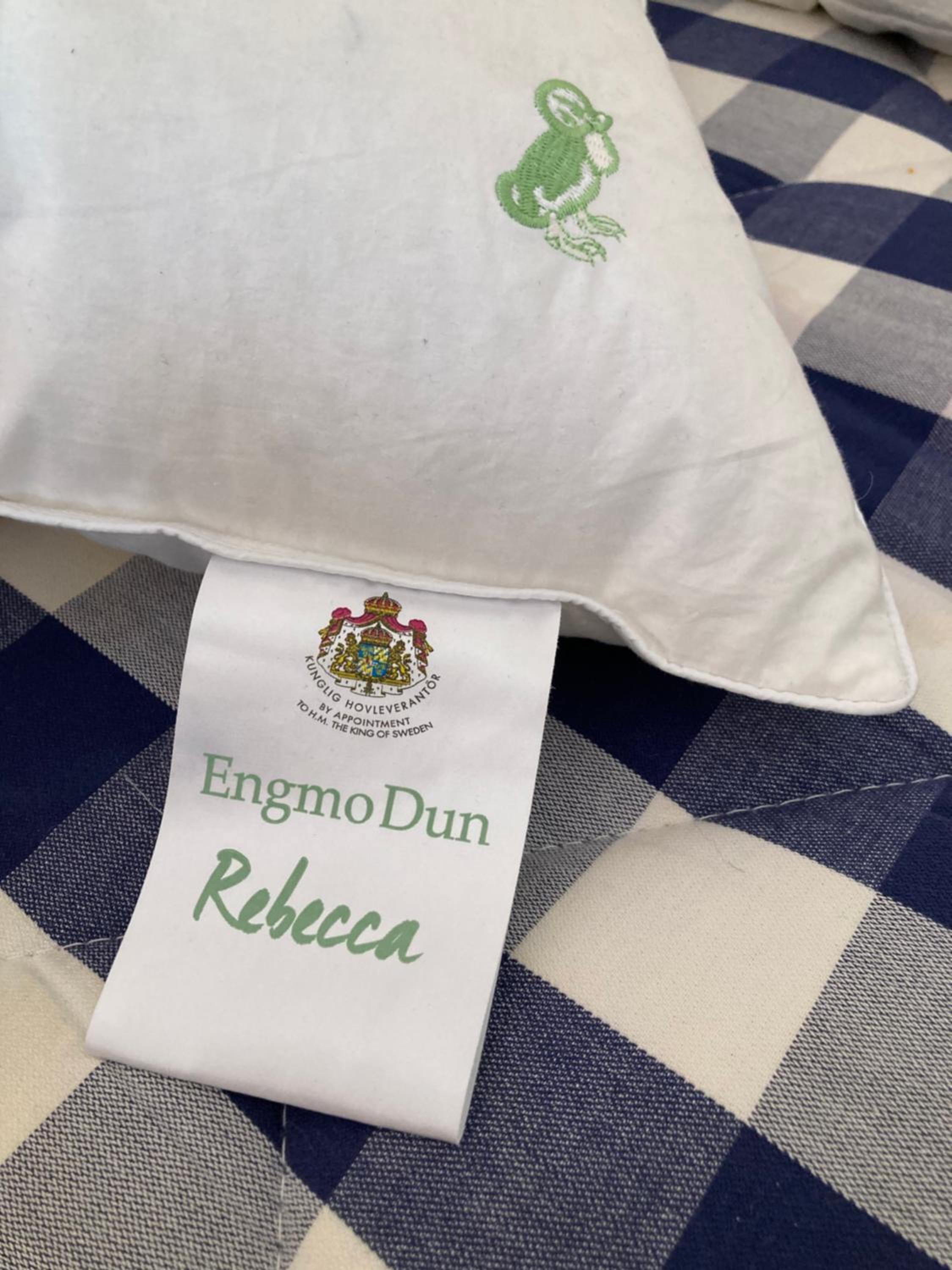 Resta gård bondgårdhotellrum