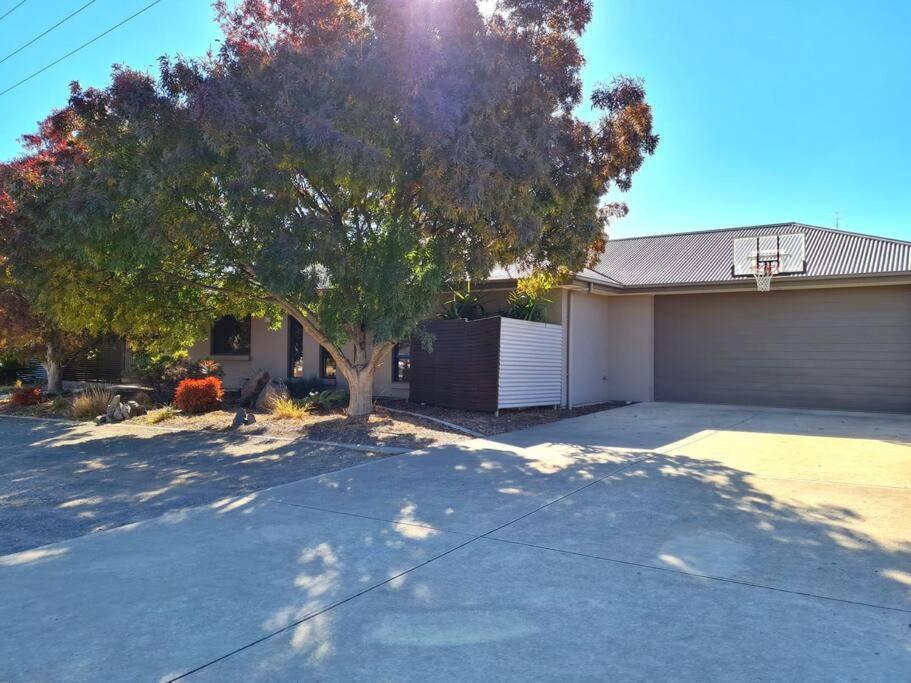 Kadina Retreat