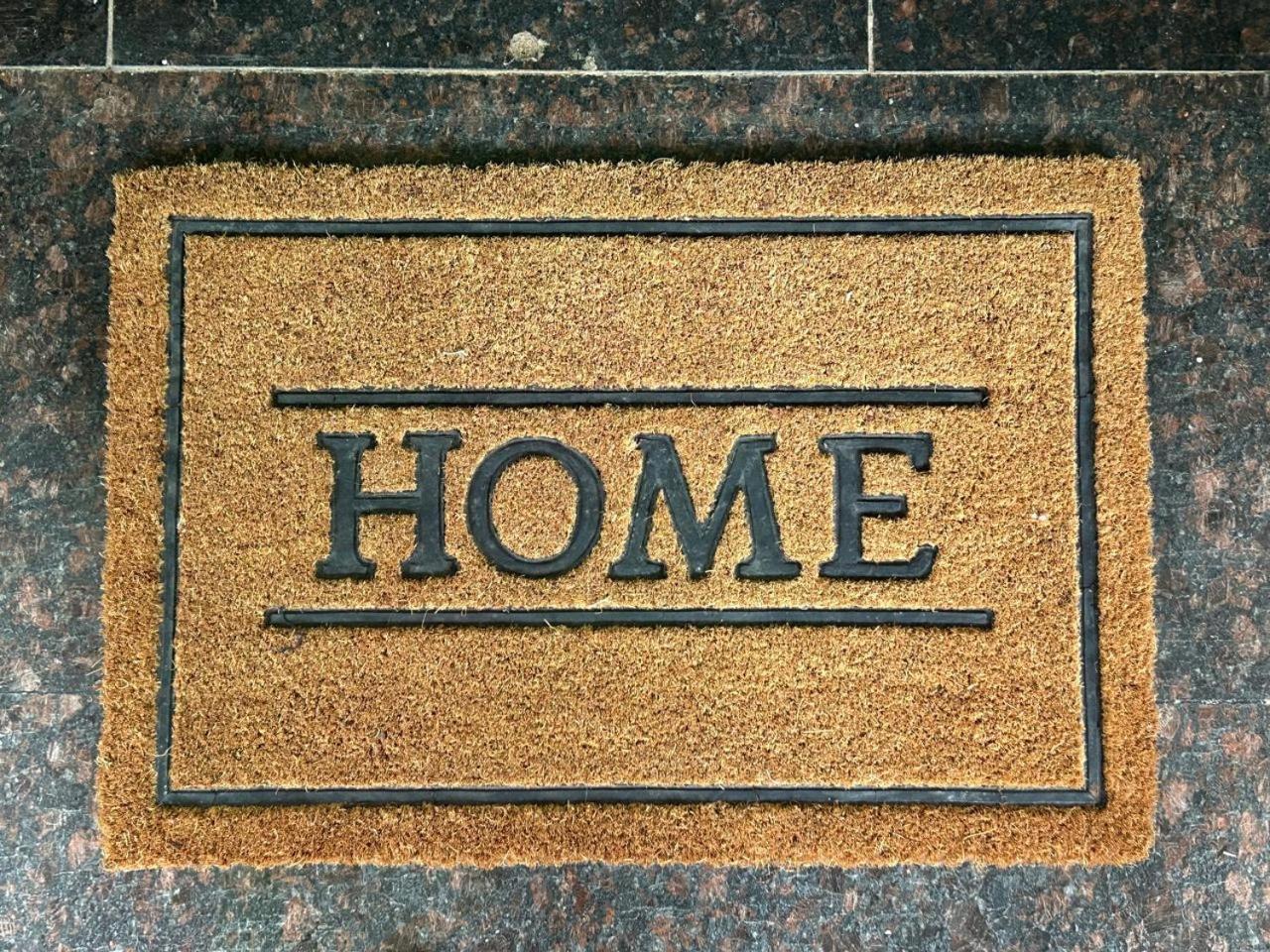 PlushStays Service Apartment
