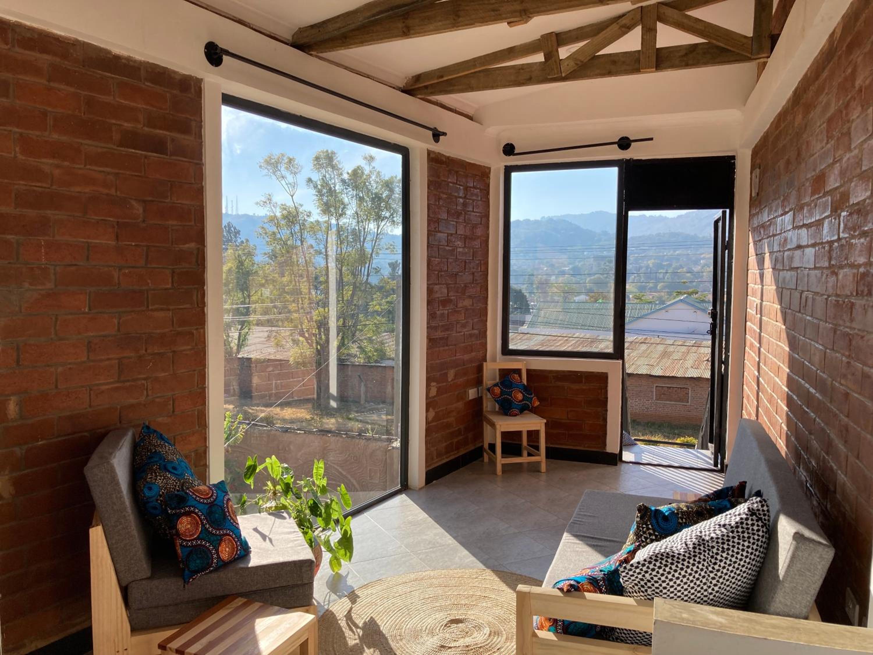 Kumekucha Mountain View Apartments