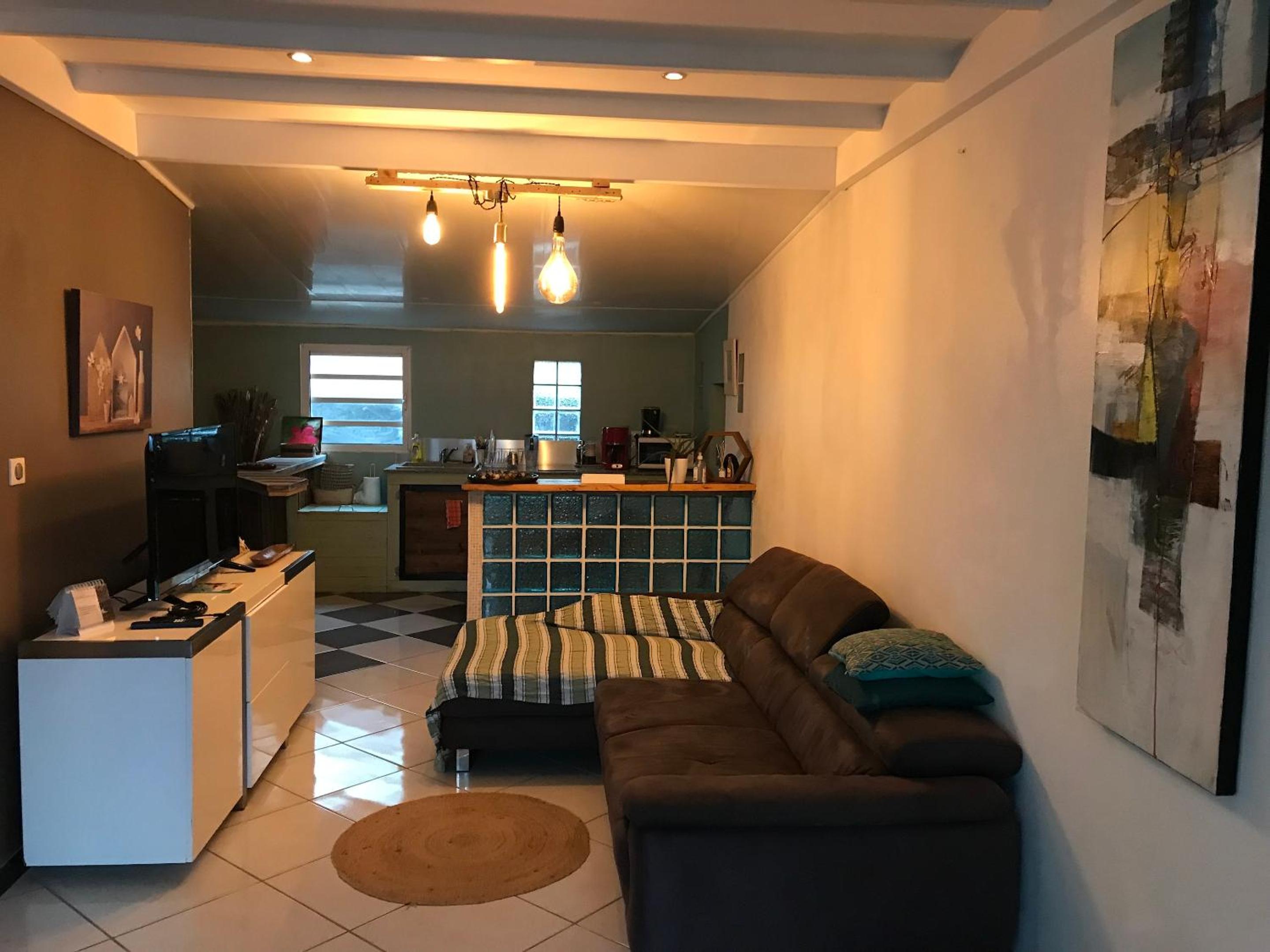Maison charmante à Bras-Panon avec piscine et jardin